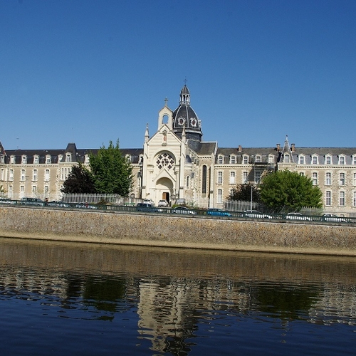 L'hôpital du Haut-Anjou, candidat pour la mission Patrimoine de...